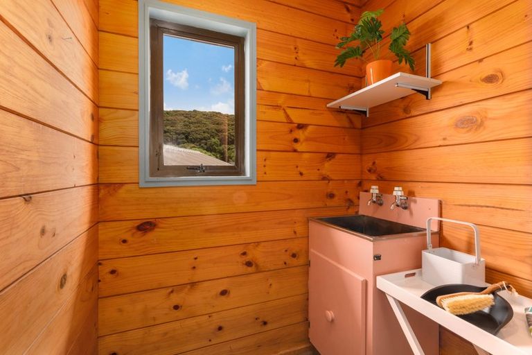 Photo of property in 47 Albatross Close, Whitby, Porirua, 5024