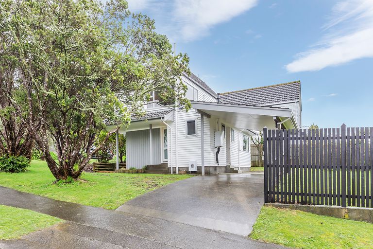 Photo of property in 2a Bandipur Terrace, Broadmeadows, Wellington, 6035