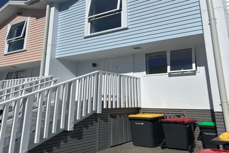 Photo of property in 2/41 Beresford Street, New Brighton, Christchurch, 8061
