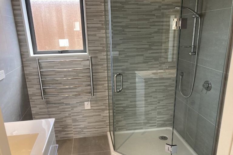 Photo of property in 4 Morepork Street, Flat Bush, Auckland, 2019