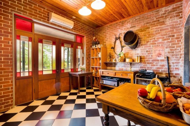 Photo of property in Mainholm Lodge, 592 Pomahaka Road, Pomahaka, Gore, 9771