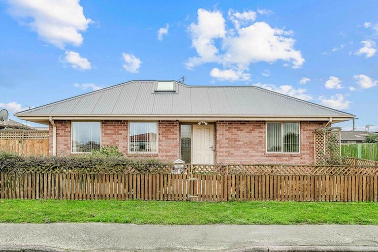 Photo of property in 1/37 Oakhampton Street, Hornby, Christchurch, 8042