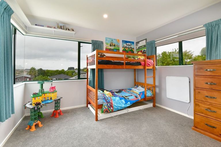 Photo of property in 5 Castaway Place, Gulf Harbour, Whangaparaoa, 0930