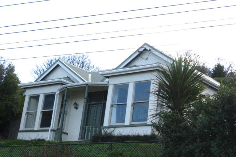 Photo of property in 11 Adderley Terrace, Ravensbourne, Dunedin, 9022