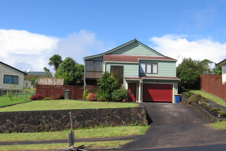 Photo of property in 4 Mckinley Road, Sunnyvale, Auckland, 0612