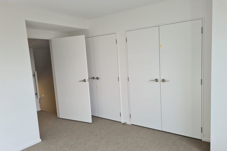 Photo of property in 3/122 Pooks Road, Ranui, Auckland, 0612