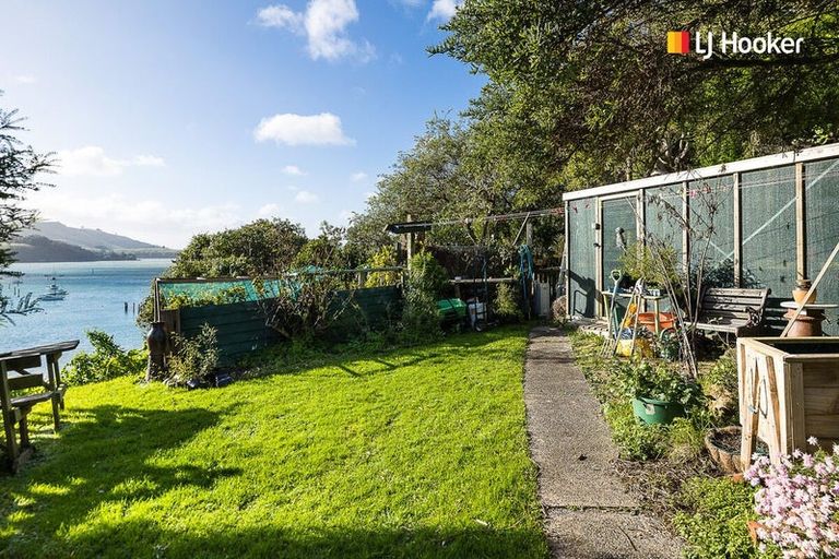 Photo of property in 2 Harbour Terrace, Careys Bay, Port Chalmers, 9023