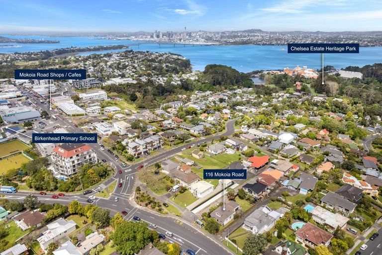 Photo of property in 116 Mokoia Road, Chatswood, Auckland, 0626