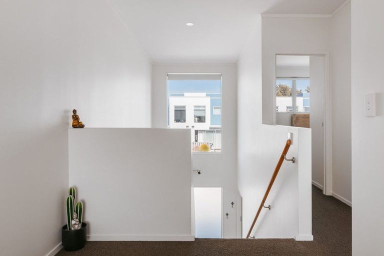 Photo of property in 31 Reynolds Place, Papamoa Beach, Papamoa, 3118