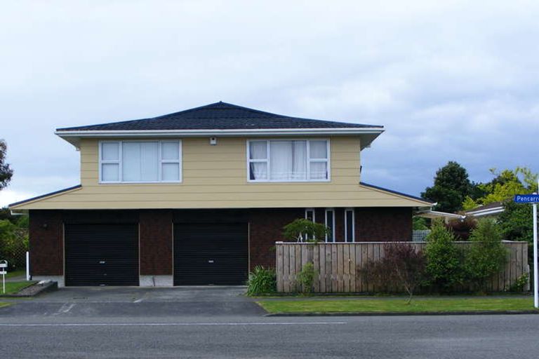 Photo of property in 18 Pencarrow Street, Highbury, Palmerston North, 4412