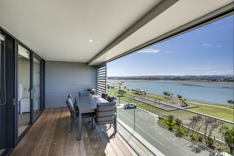 Photo of property in 502/7 Humber Street, Pandora, Napier, 4110