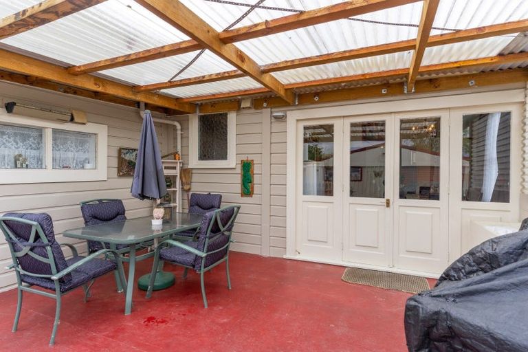 Photo of property in 168 High Street South, Carterton, 5713