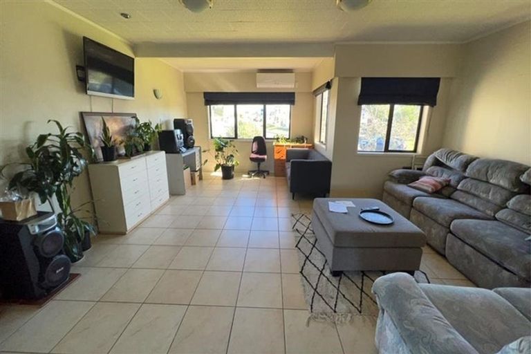 Photo of property in 127 Beach Road, Pahurehure, Papakura, 2113