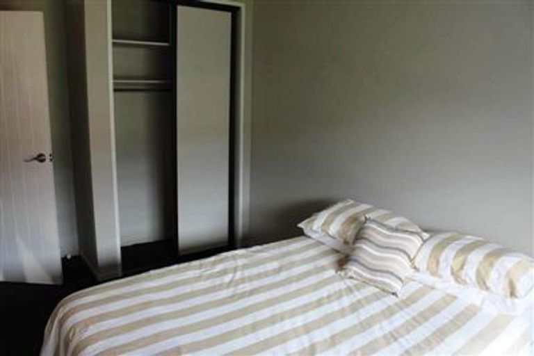 Photo of property in 2/8 Montclare Avenue, Ilam, Christchurch, 8041