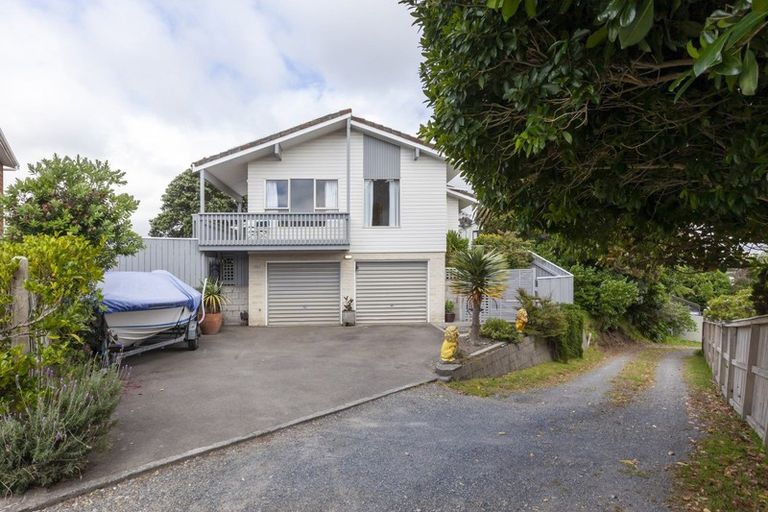 Photo of property in 12a Kohutuhutu Road, Raumati Beach, Paraparaumu, 5032