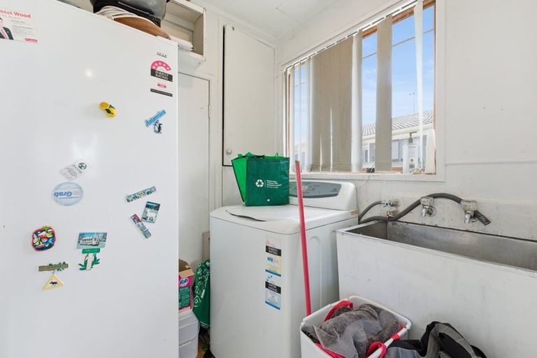 Photo of property in 21 Sharland Avenue, Manurewa, Auckland, 2102