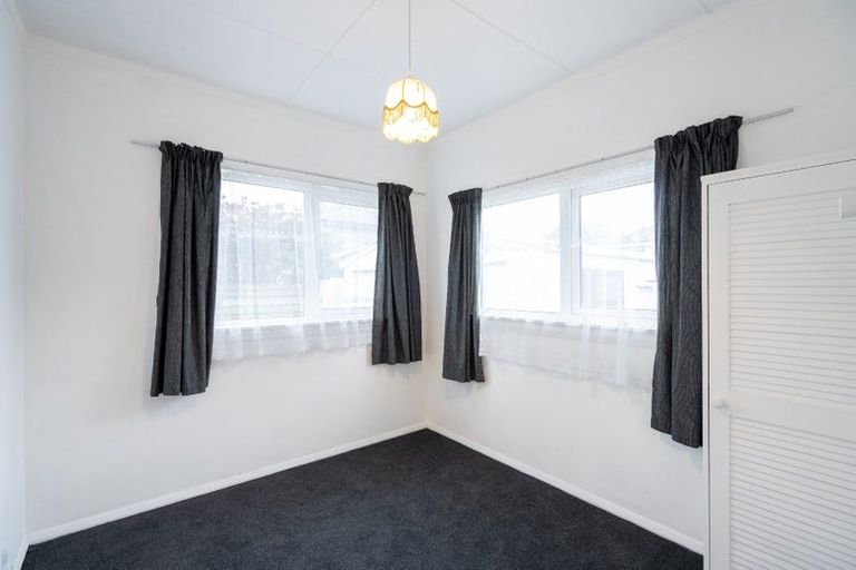 Photo of property in 239 Fitzherbert Avenue, West End, Palmerston North, 4410