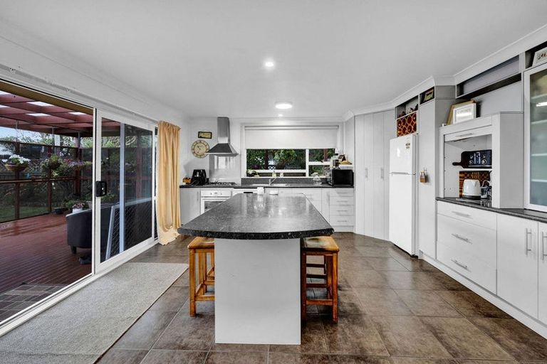 Photo of property in 15 Gilbert Street, Kakaramea, Patea, 4598