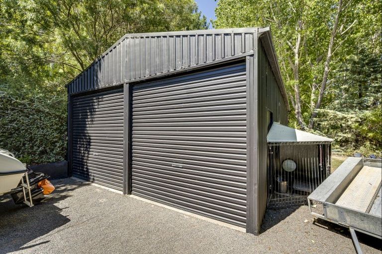 Photo of property in 35 Raratu Road, Kahuranaki, Havelock North, 4295