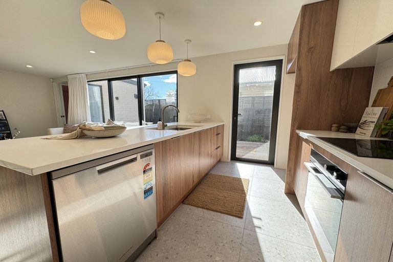 Photo of property in 1/28 Lindsay Street, St Albans, Christchurch, 8014