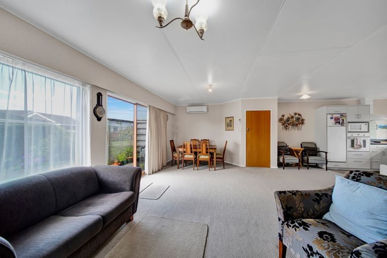 Photo of property in 21 Davidson Street, Hawera, 4610