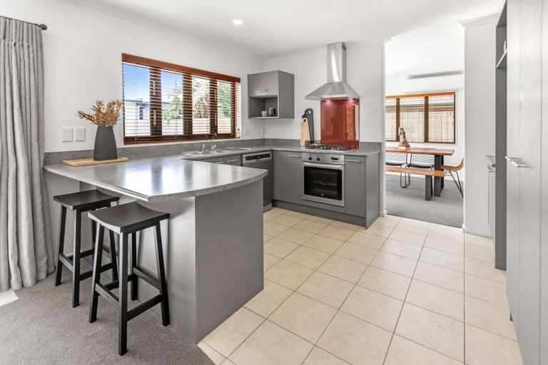 Photo of property in 11 Maccallum Court, Rototuna, Hamilton, 3210