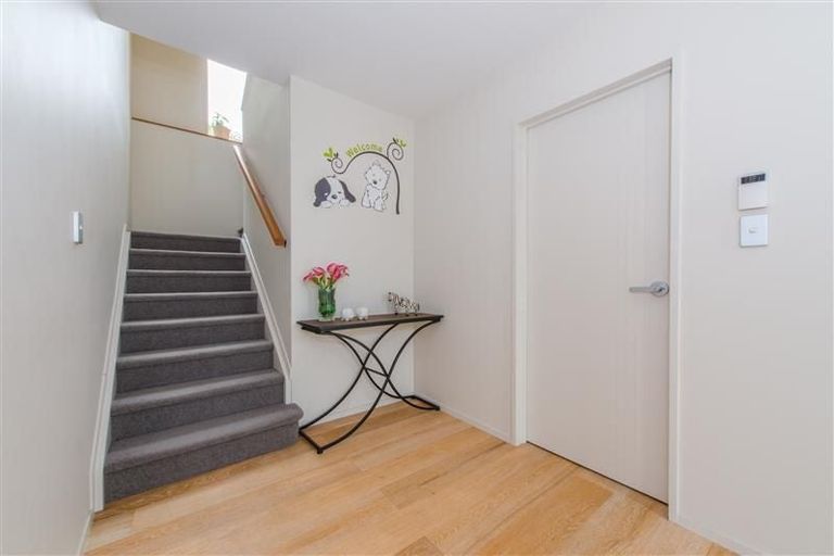 Photo of property in 4 Regatta Road, Torbay, Auckland, 0630