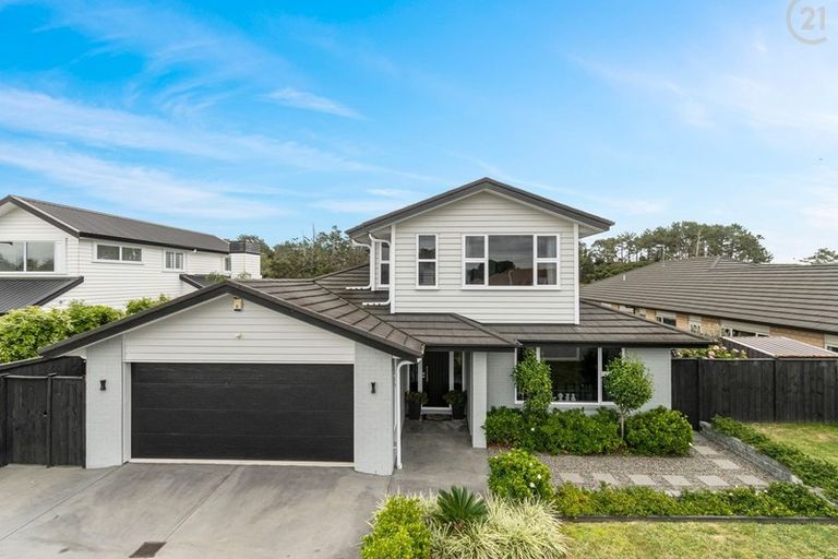 Photo of property in 3 Acqua Place, Karaka, Papakura, 2113