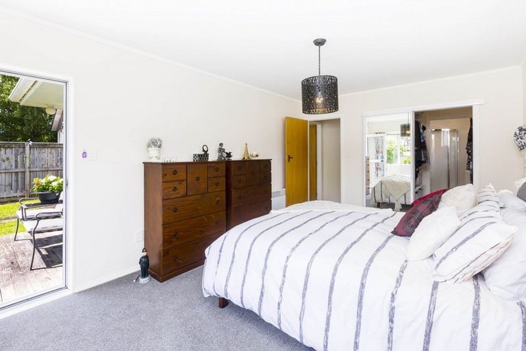 Photo of property in 27 Kentucky Street, Totara Park, Upper Hutt, 5018