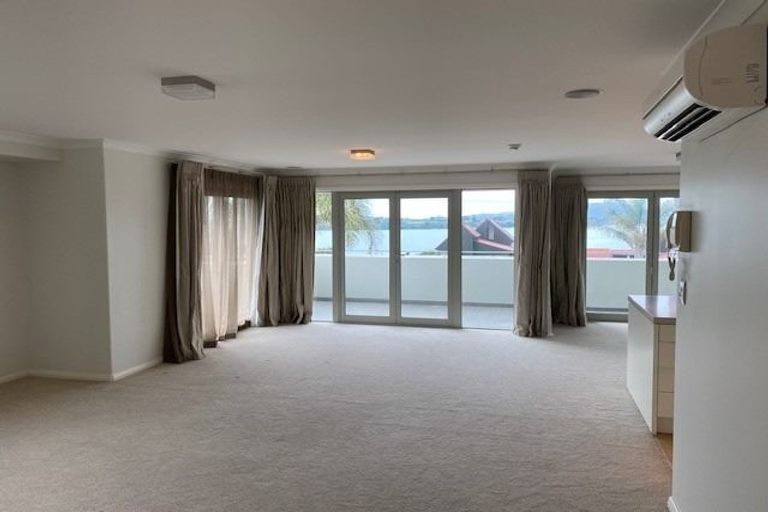 Photo of property in 5/235 Devonport Road, Tauranga, 3110