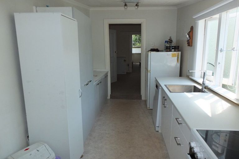 Photo of property in 86 Avenue Road, Foxton, 4814