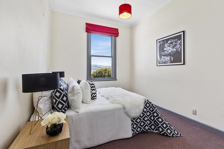 Photo of property in 92 Austin Street, Mount Victoria, Wellington, 6011