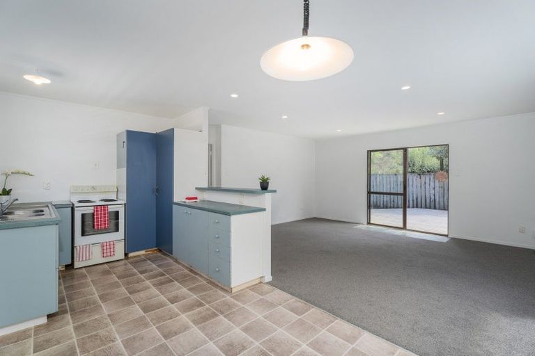 Photo of property in 15 Kawakawa Road, Whitianga, 3510