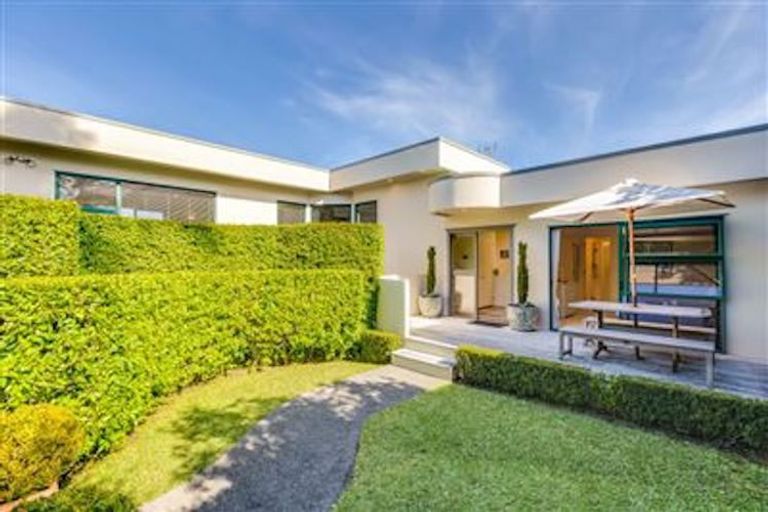 Photo of property in 1/2 Katui Street, Castor Bay, Auckland, 0620