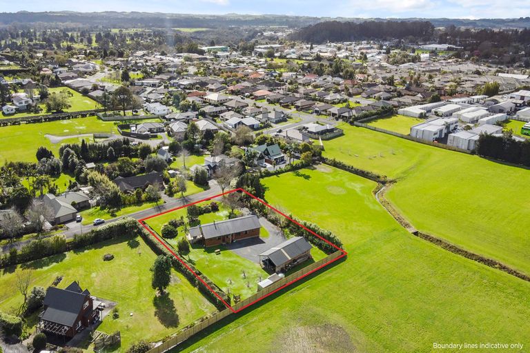 Photo of property in 51c Hall Road, Kerikeri, 0230