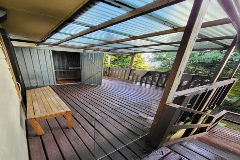 Photo of property in 1/40 Hollyford Drive, Clover Park, Auckland, 2105