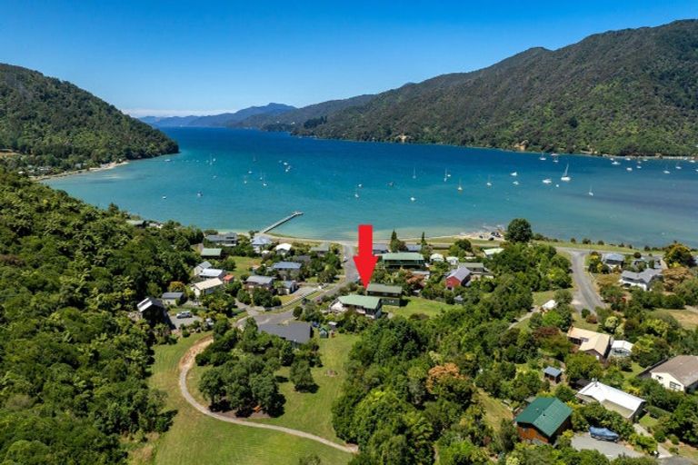 Photo of property in 15 Thompson Place, Anakiwa, Picton, 7281