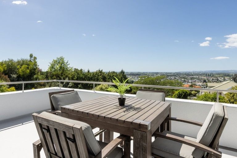 Photo of property in 116 Puketapu Road, Taradale, Napier, 4112