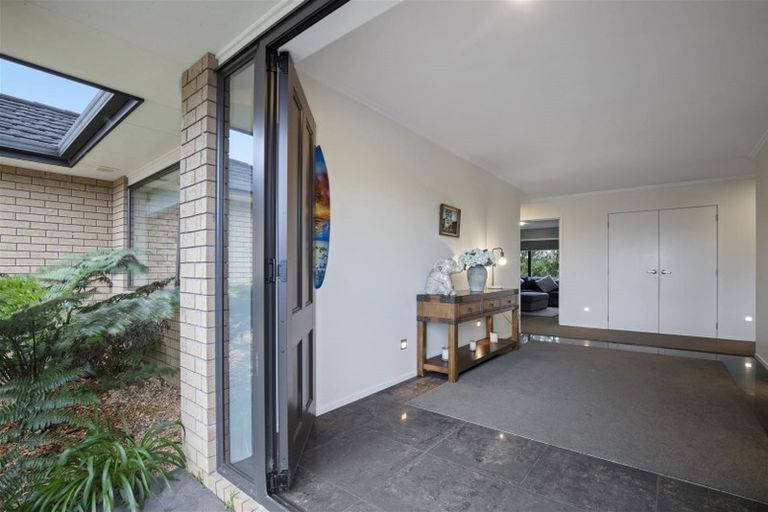 Photo of property in 7 Armstrong Way, Waiuku, 2123