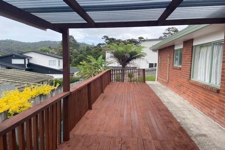 Photo of property in 18 Shah Place, Glen Eden, Auckland, 0602