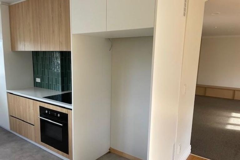 Photo of property in 348 Airfield Road, Ardmore, Papakura, 2582