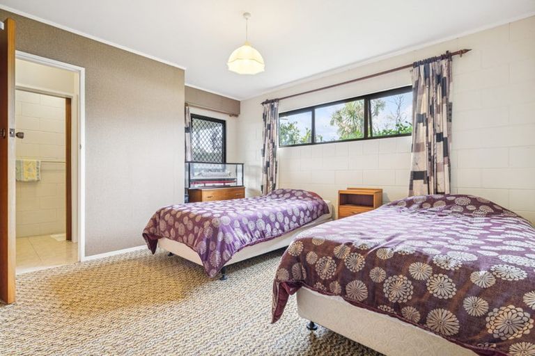 Photo of property in 12 Dunolly Place, Pukekohe, 2120