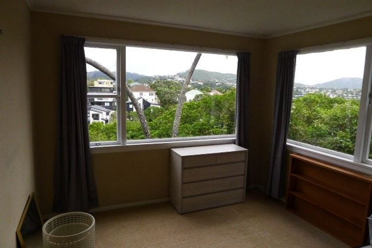 Photo of property in 31 Pembroke Road, Northland, Wellington, 6012