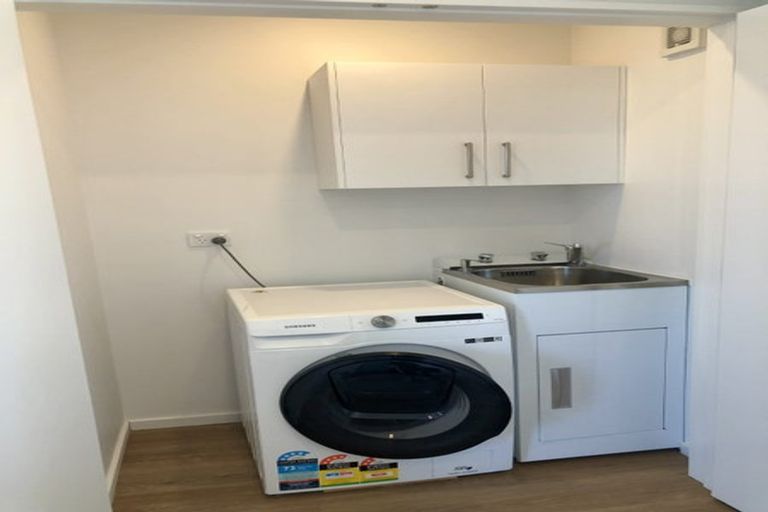 Photo of property in 2/58 Somme Street, St Albans, Christchurch, 8014