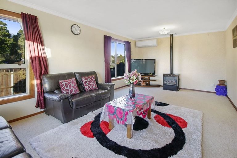 Photo of property in 92 Lowry Avenue, Redwood, Christchurch, 8051