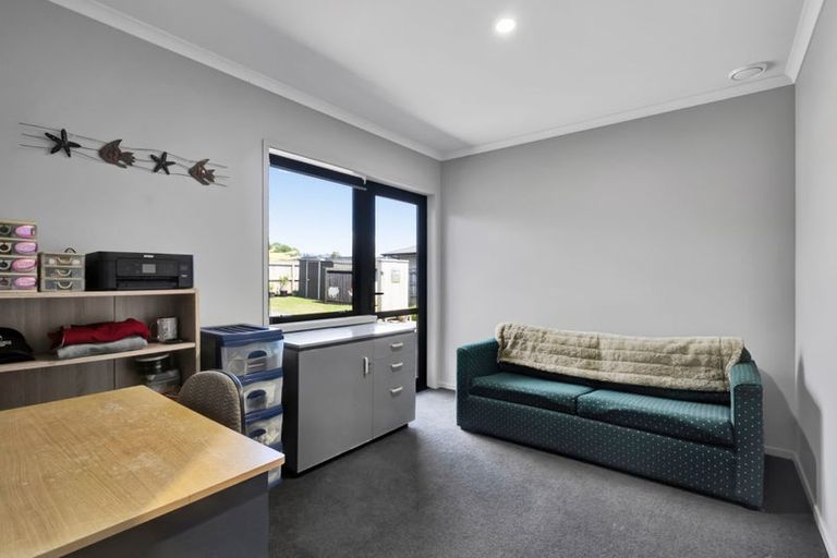 Photo of property in 20a Estate Grove, Inglewood, 4330