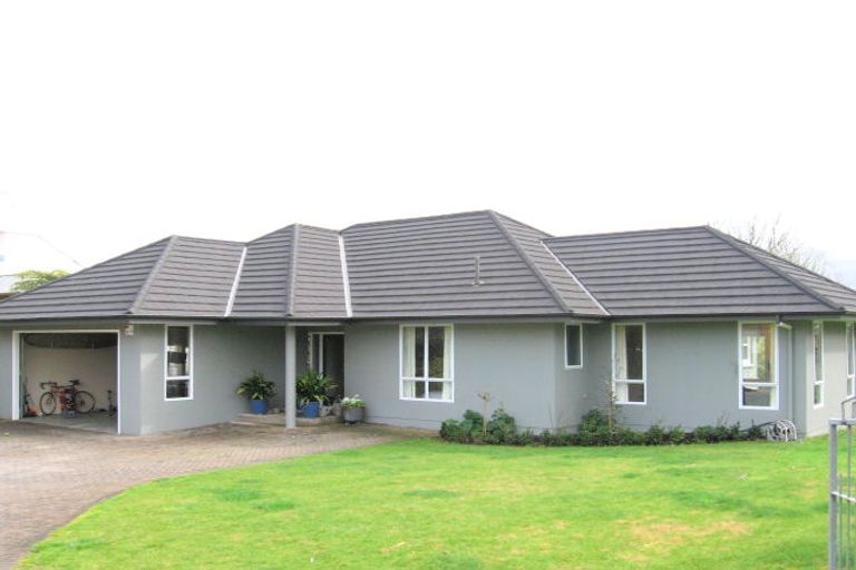 Photo of property in 12 Fowlers Avenue, Frankton, Hamilton, 3204