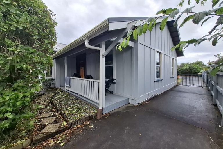Photo of property in 50 Wallace Place, Westown, New Plymouth, 4310