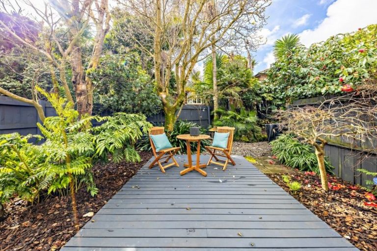 Photo of property in 7/35 Wairakei Street, Greenlane, Auckland, 1051