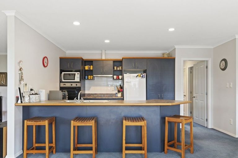 Photo of property in 17 Duggan Drive, Owhata, Rotorua, 3010